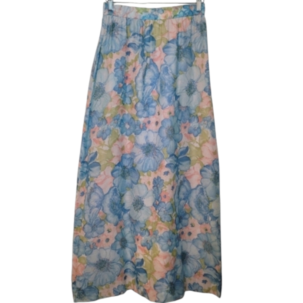 VINTAGE | Three Flags | Vintage Floral Skirt
